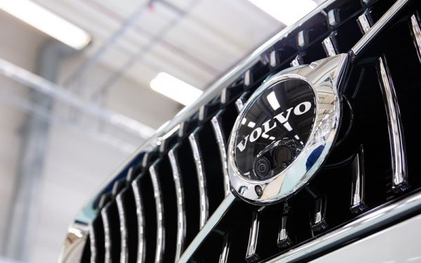 Volvo и Land Rover Jaguar сокращают российские офисы